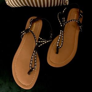 XAPPEAL Womens Sandal in black and gold